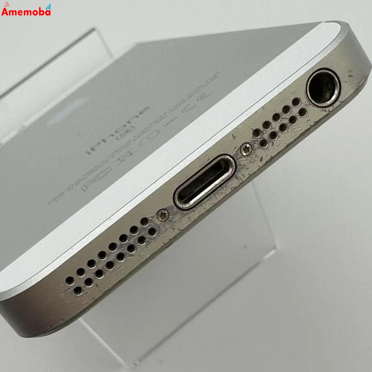 iPhoneSE 16GB MLLP2J/A docomo版SIMフリー