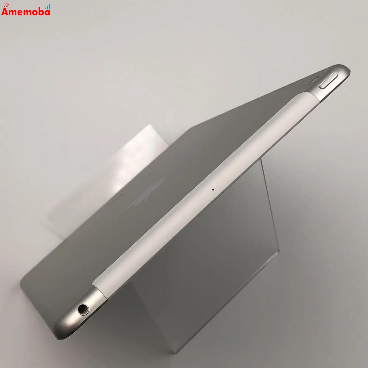 iPad 第6世代 32GB NR6P2J/A AU版SIMフリー 美品