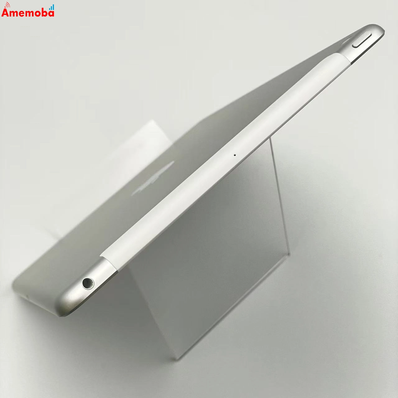 iPad 第9世代 64GB MK493J/A docomo版SIMフリー 極美品