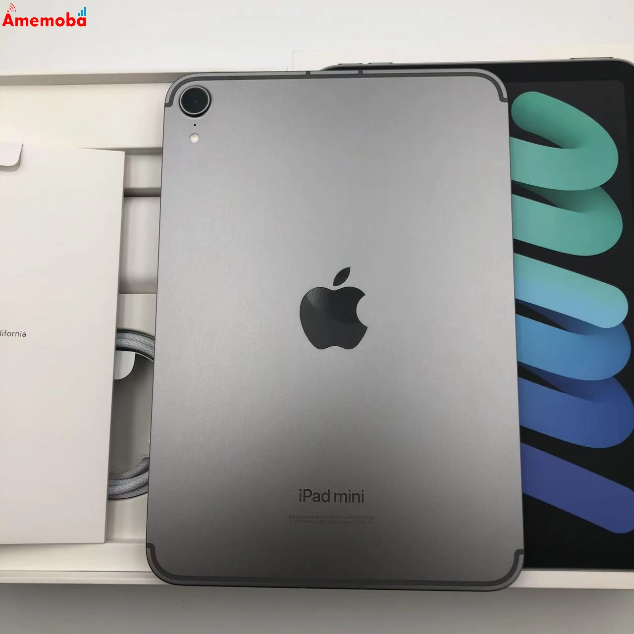 iPad mini 第7世代 Wi-Fi+Cellular 256GB MXPT3J/A docomo版SIMフリー ほぼ新品 スペースグレイ