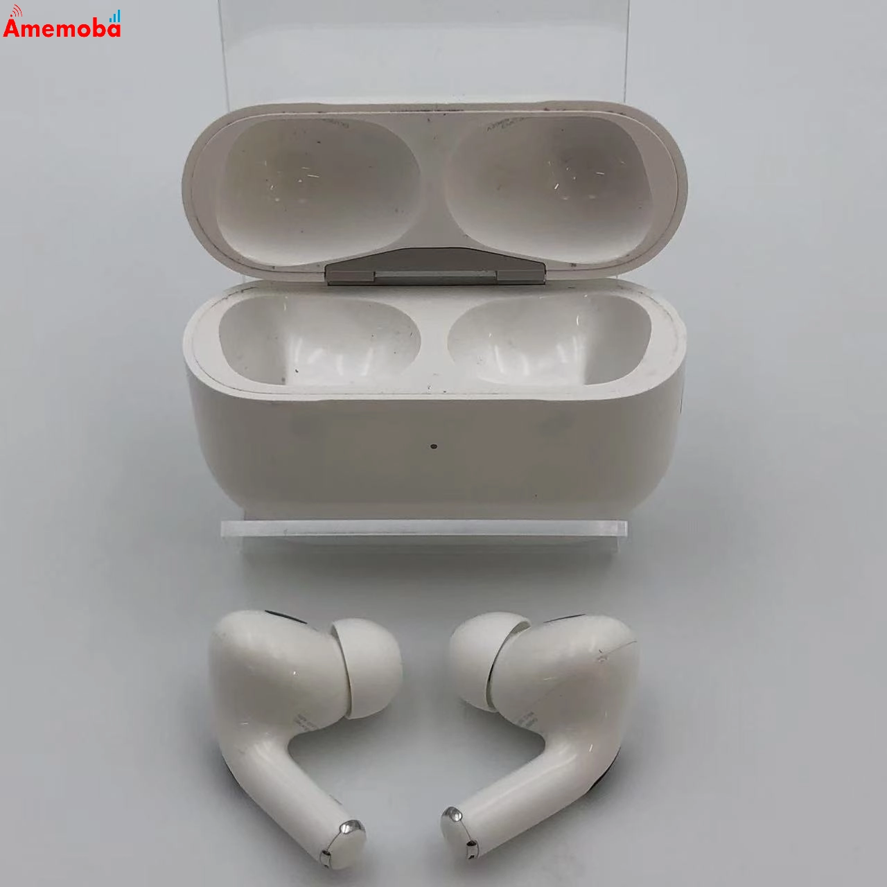 AirPods Pro(第2世代)MagSafe充電ケース(USB‑C) ホワイト MUYG3J/A