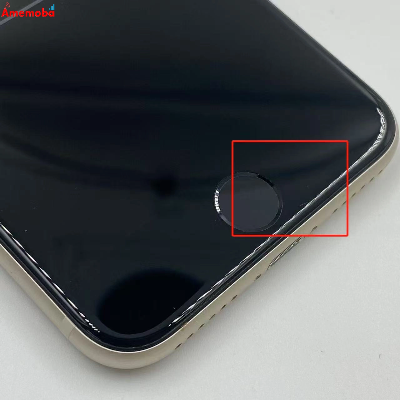 iPhoneSE 第3世代 64GB MMYD3J/A docomo版SIMフリー 美品