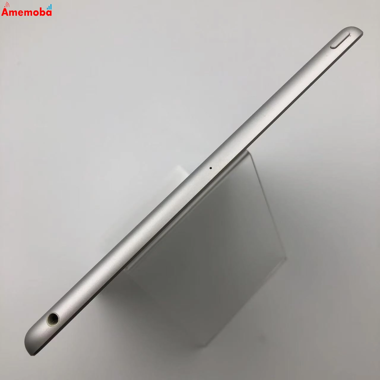 iPad 第8世代 Wi-Fiモデル 32GB MYLA2J/A