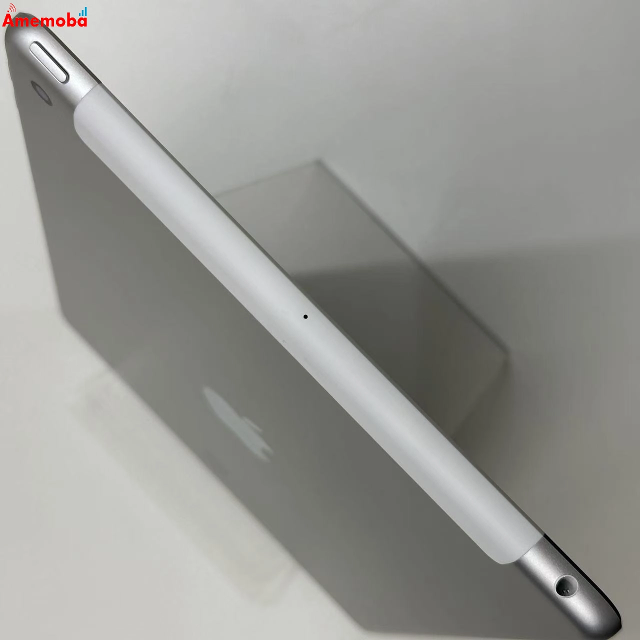 iPad 第6世代 32GB MR6P2J/A docomo版SIMフリー 美品