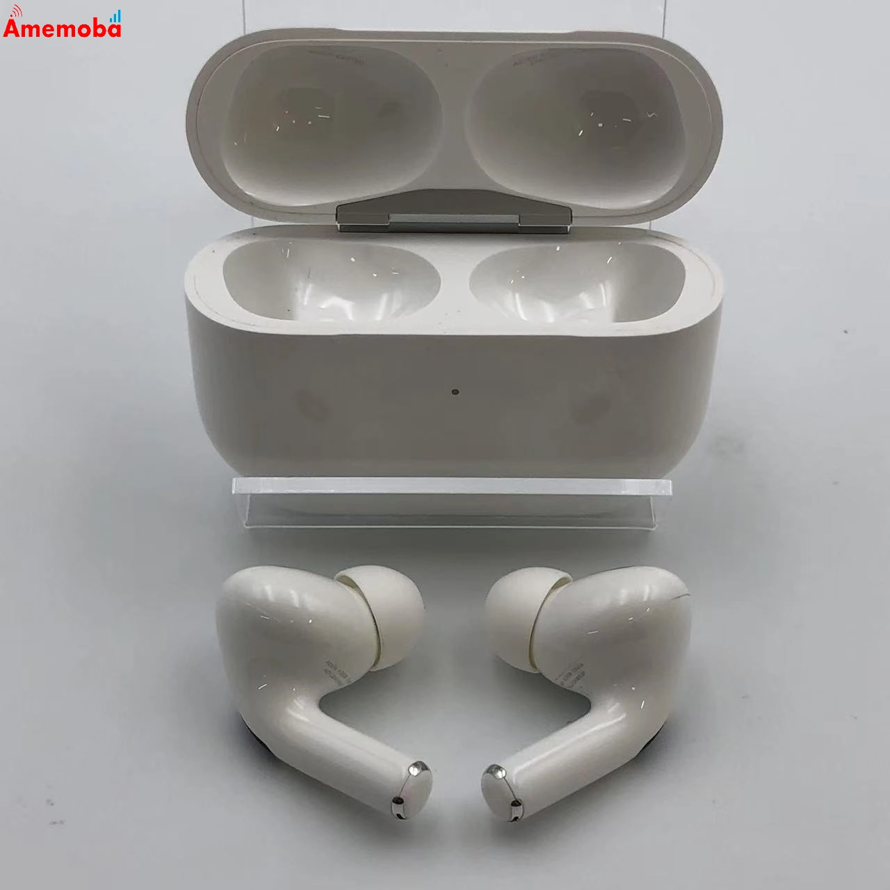 Airpods Pro 第2世代  Apple  ホワイト MQD83J/A