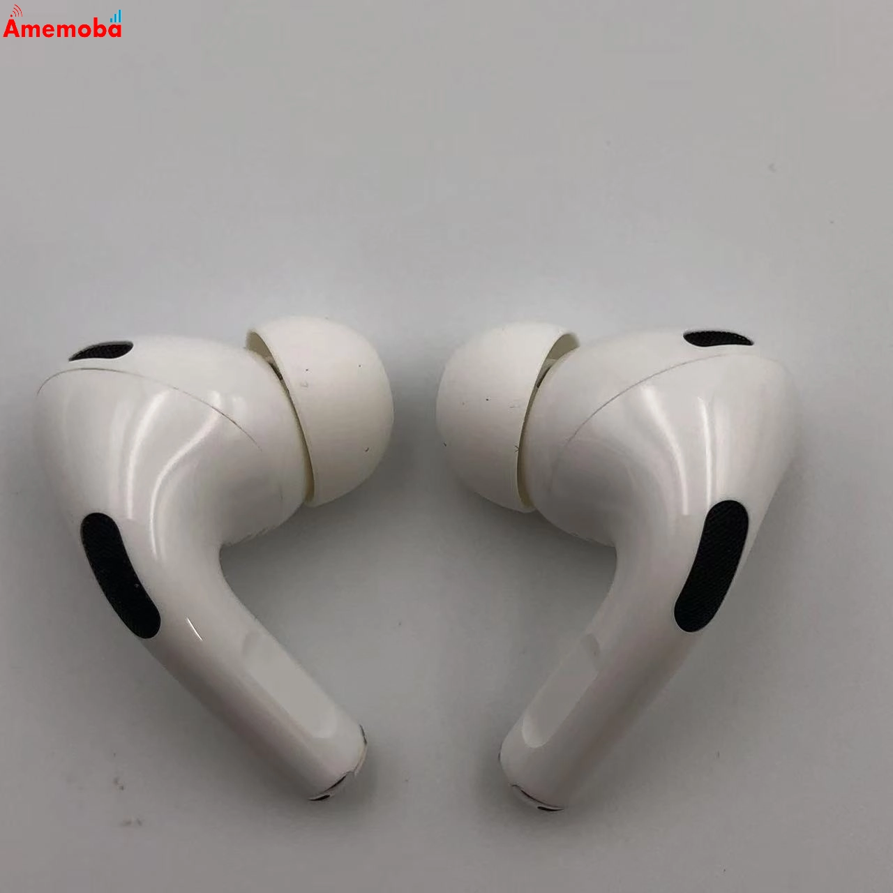 Airpods Pro 第2世代  Apple  ホワイト MQD83J/A