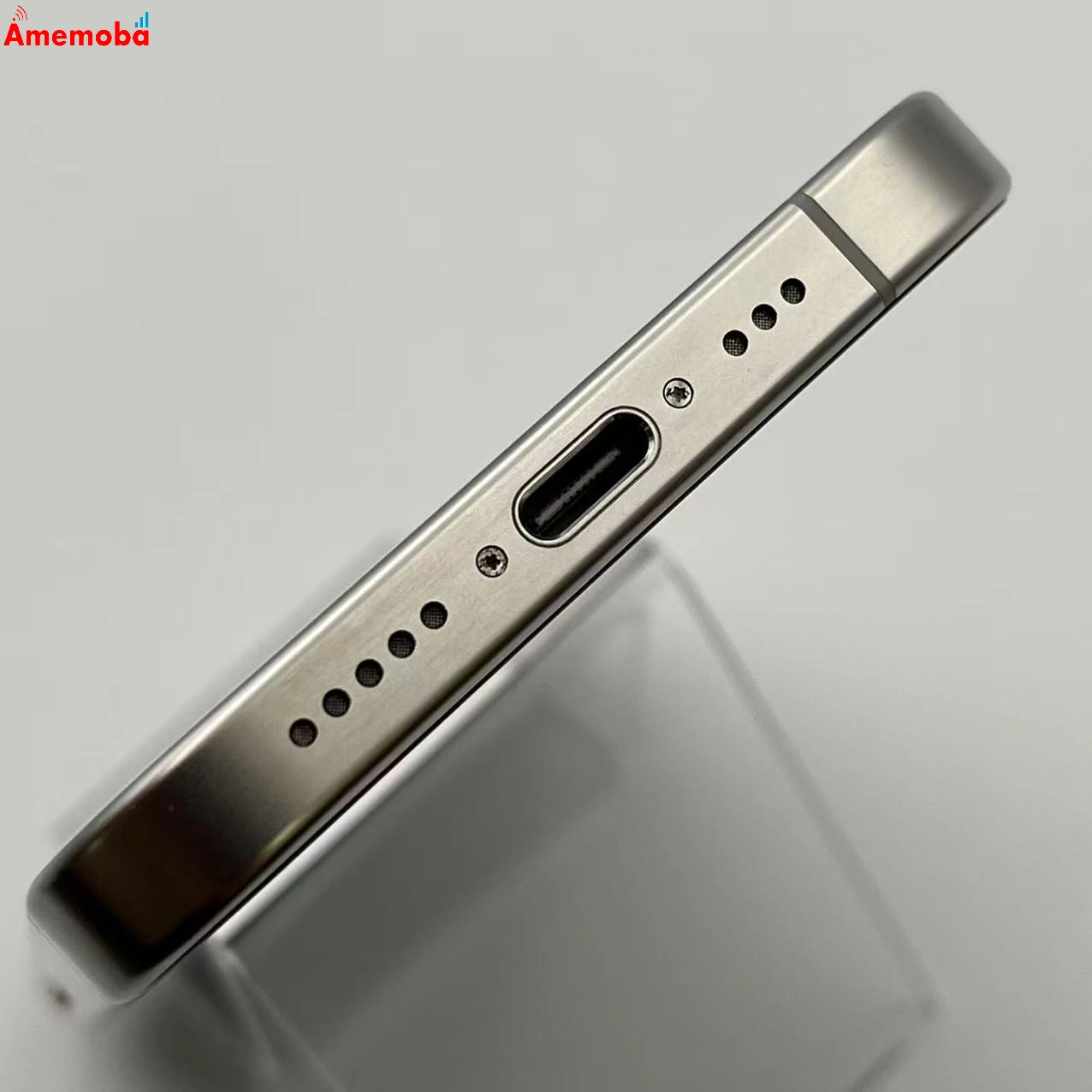 iPhone15 Pro 256GB MTUD3J/A docomo版SIMフリー 極美品 ホワイトチタニウム