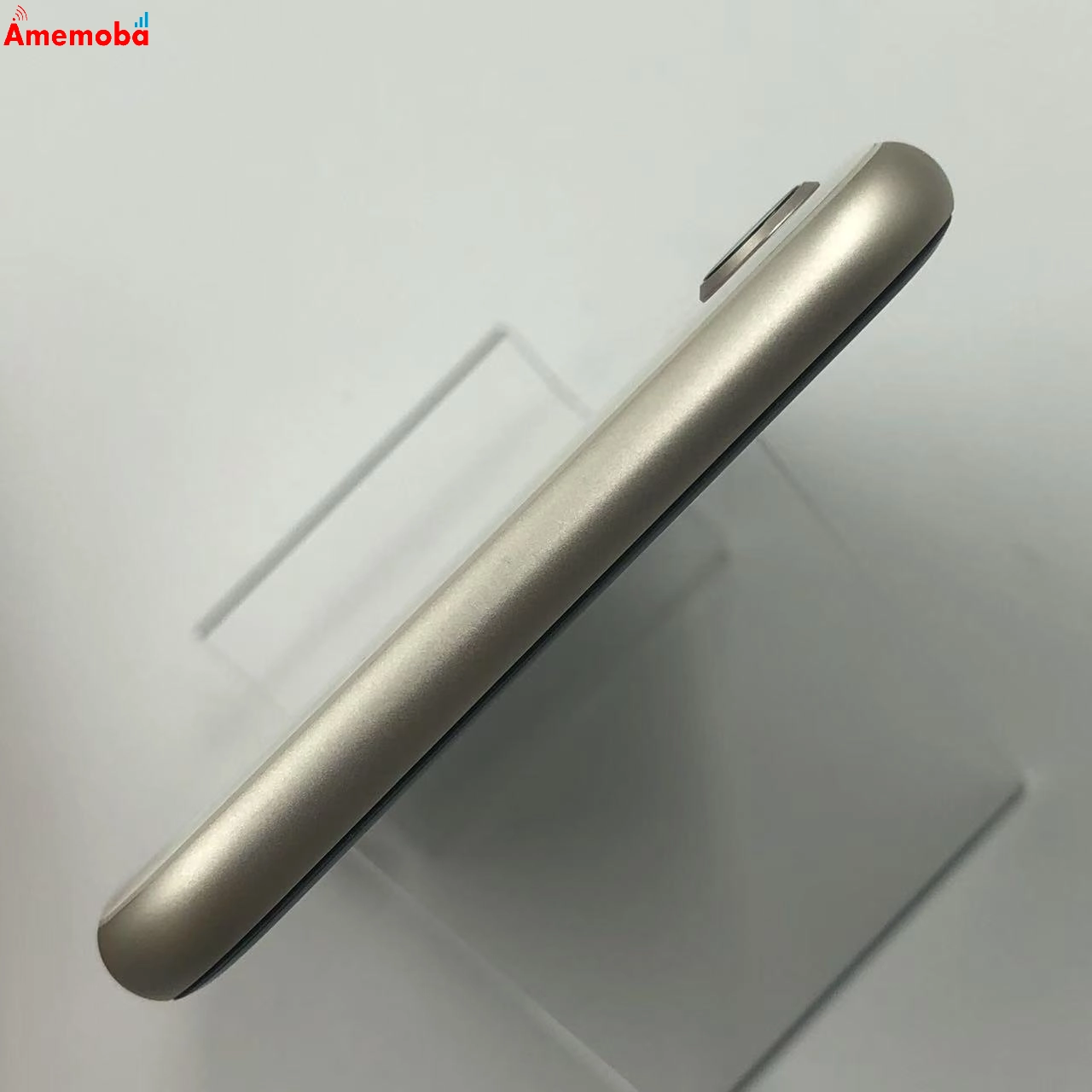 iPhoneSE 第3世代 64GB NMYD3J/A SoftBank版SIMフリー 新品同様