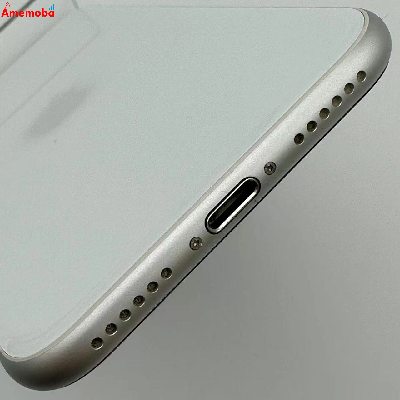 iPhoneSE 第2世代 64GB MHGR3J/A au版SIMフリー ジャンク品 ホワイト