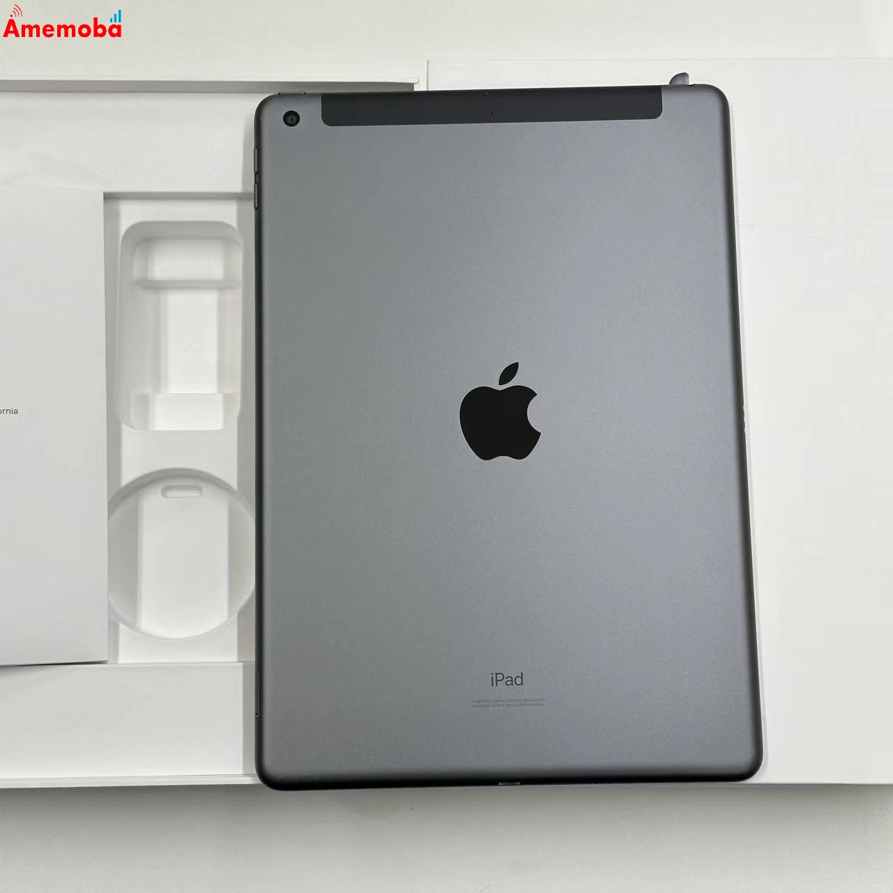 iPad 第8世代 32GB スペースグレイ MYMH2J/A docomo版SIMフリー 訳あり品