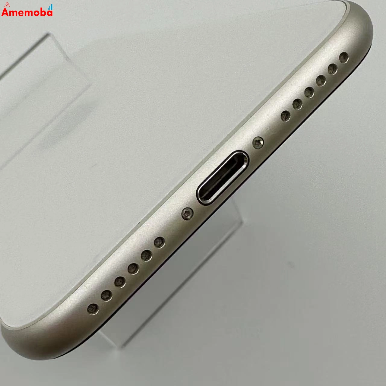 iPhoneSE 第3世代 128GB MMYG3J/A AU版SIMフリー