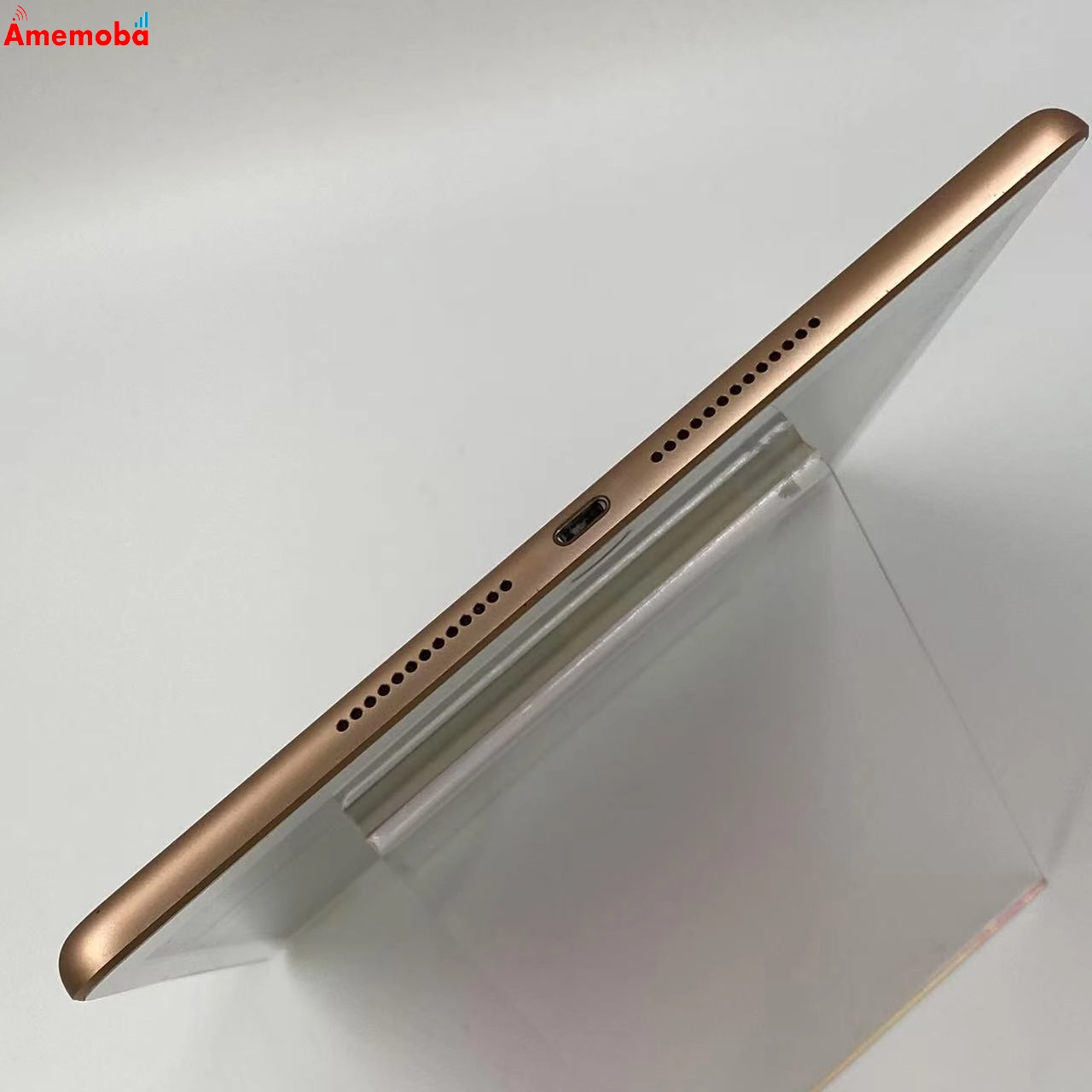 iPad 第8世代 32GB ゴールド docomo版SIMフリー MYMK2J/A 訳あり品