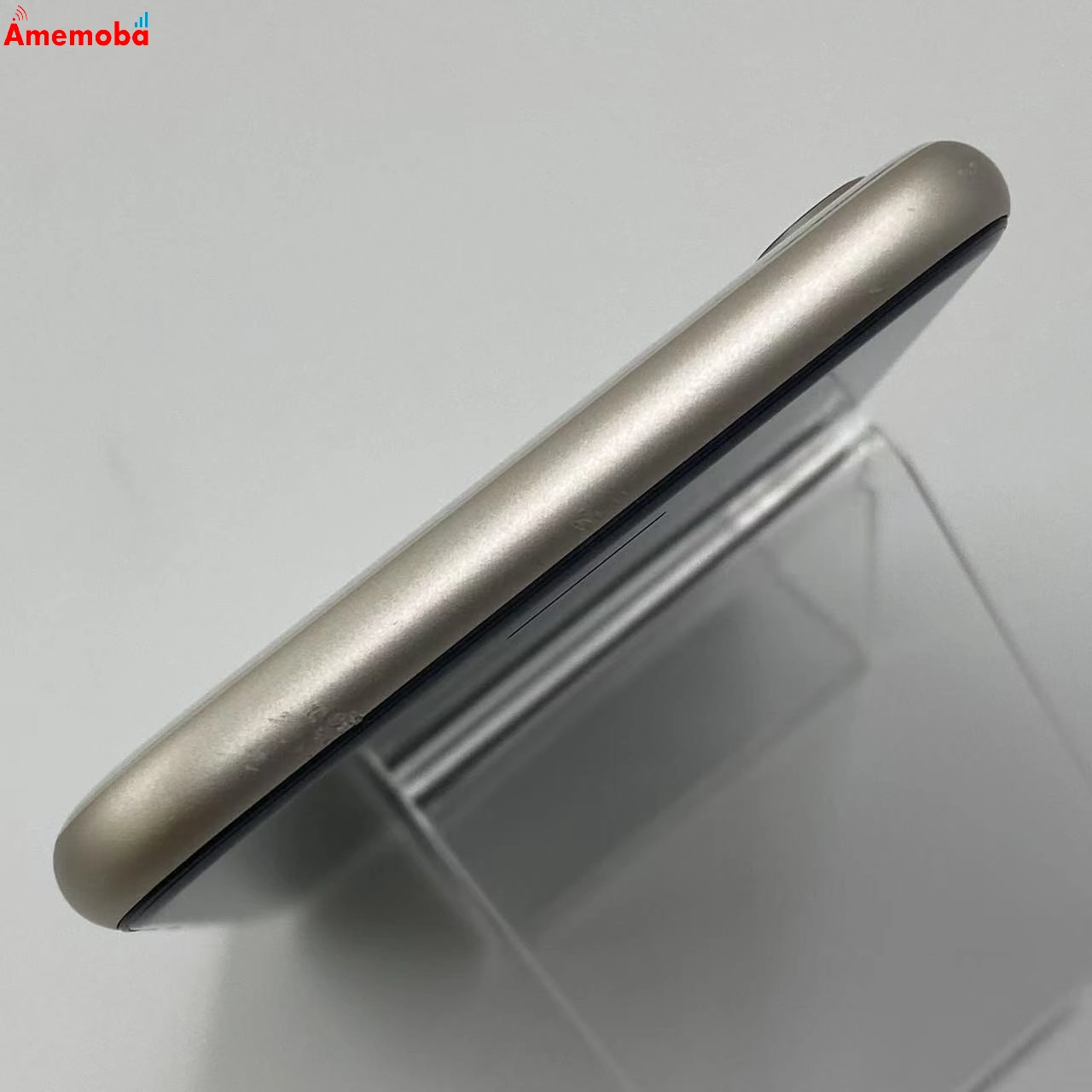 iPhoneSE 第3世代 128GB MMYG3J/A docomo版SIMフリー