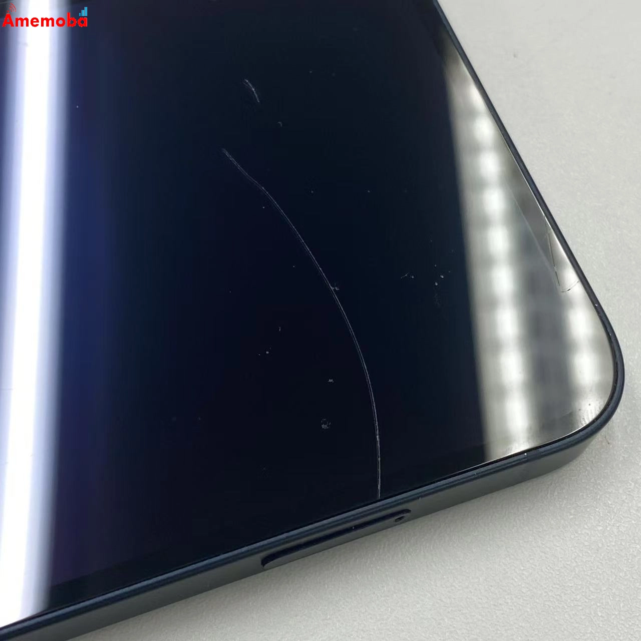 iPhone13 128GB MLNC3J/A docomo版SIMフリー 訳あり品