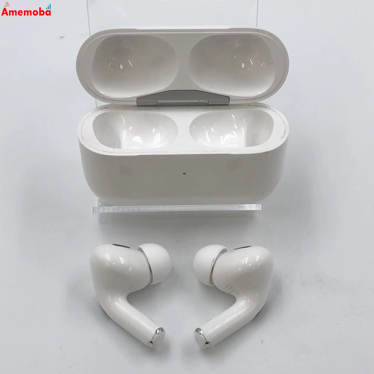 AirPods Pro 第2世代 MagSafe充電ケース(USB-C)付き ホワイト MTJV3J/A