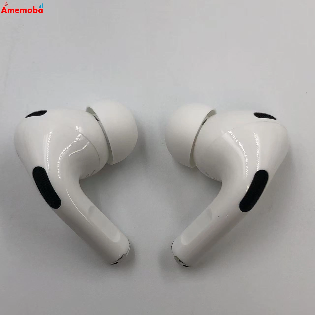AirPods Pro 第2世代 MagSafe充電ケース(USB-C)付き ホワイト MTJV3J/A