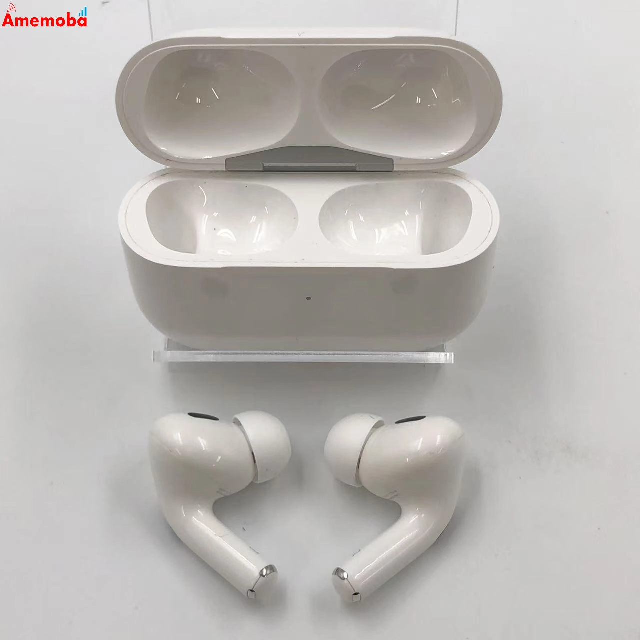 AirPods Pro 第2世代 MagSafe充電ケース(USB-C)付き ホワイト MTJV3J/A