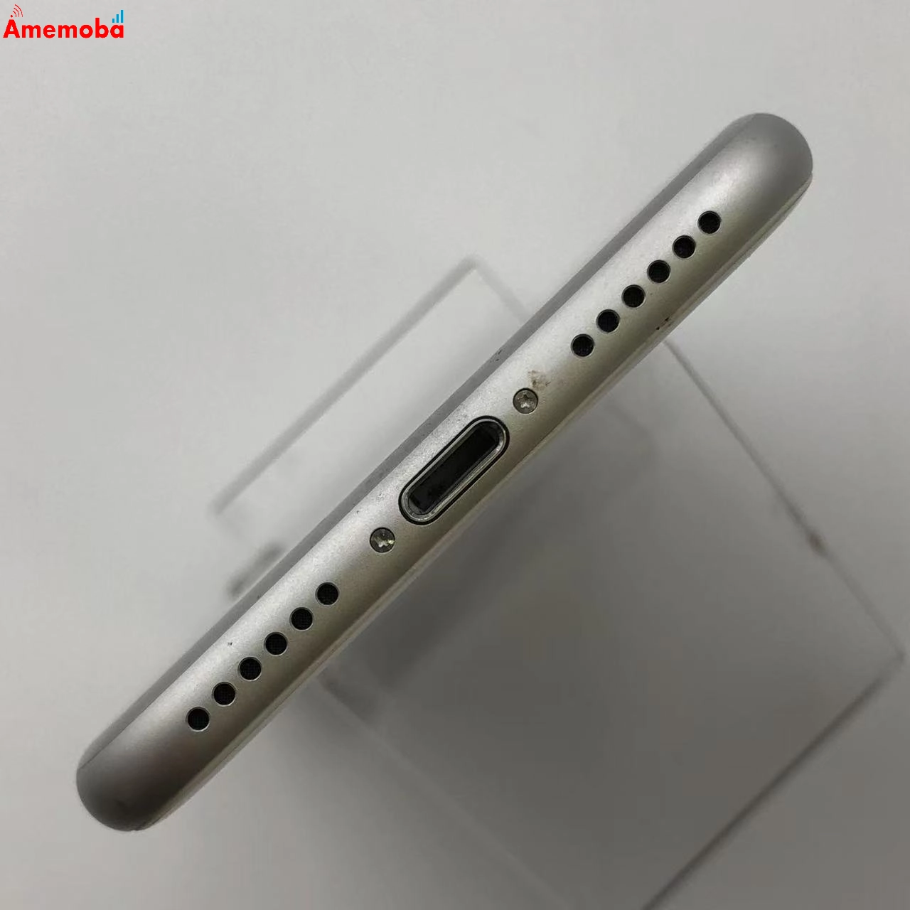 iPhone7 32GB シルバー MNCF2J/A docomo版SIMフリー 美品