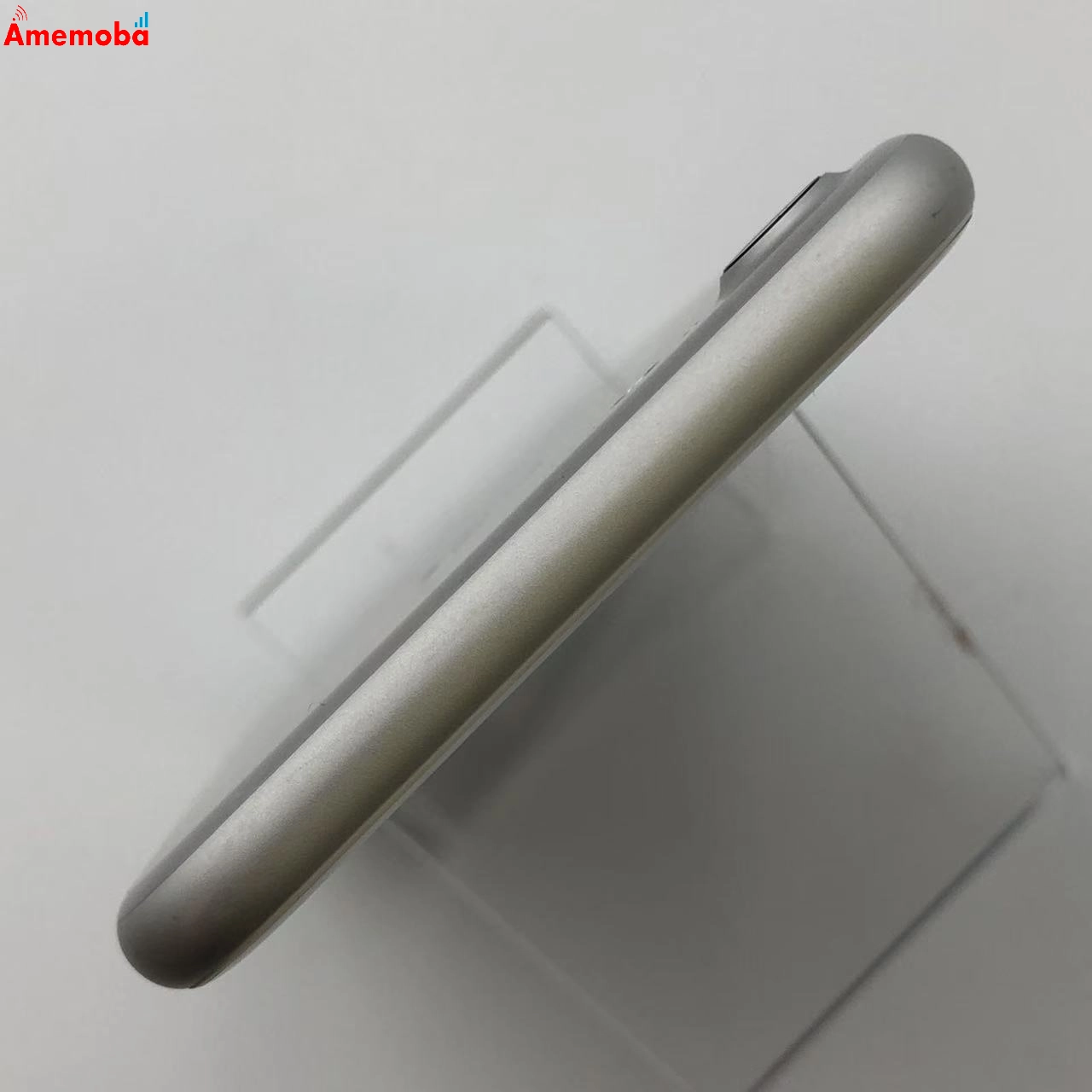 iPhone7 32GB シルバー MNCF2J/A docomo版SIMフリー 美品