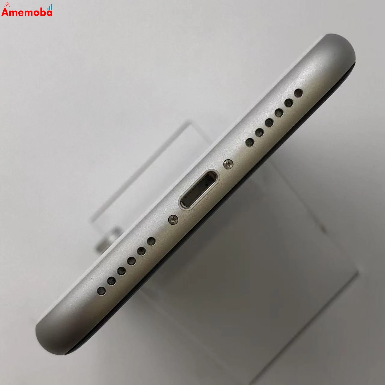 iPhoneXR 64GB MT032J/A docomo版SIMフリー 新品同様