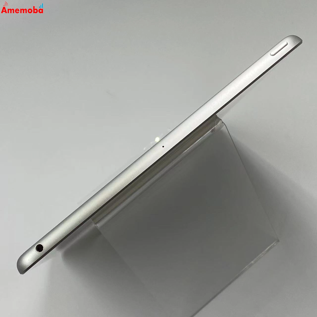 iPad 第8世代 Wi-Fiモデル 32GB MYLA2J/A 美品