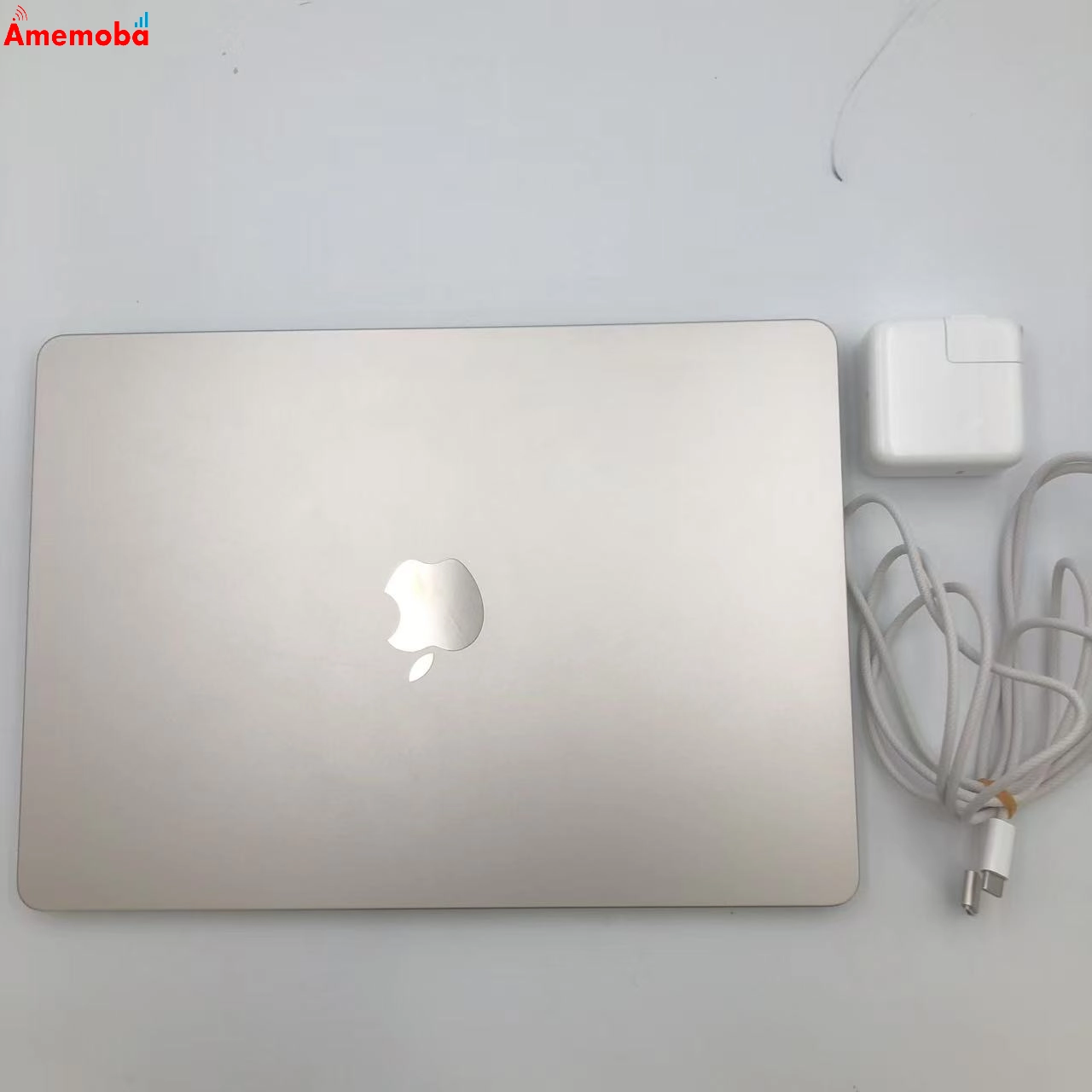 MacBook Air M2 2022 8GB 256GB A2681 新品同様 スターライト