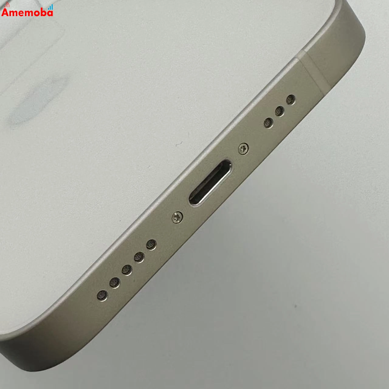 iPhone13 128GB MLND3J/A docomo版SIMフリー 極美品