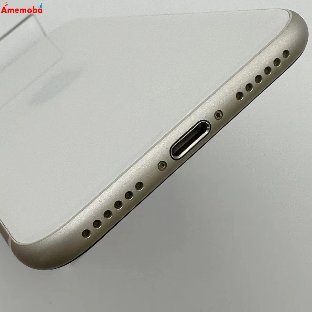 iPhoneSE 第3世代 64GB MMYD3J/A Apple版SIMフリー 極美品