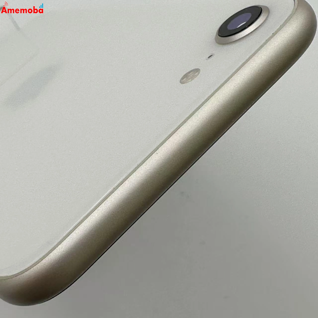 iPhoneSE 第3世代 64GB スターライト MMYD3J/A SoftBank版SIMフリー