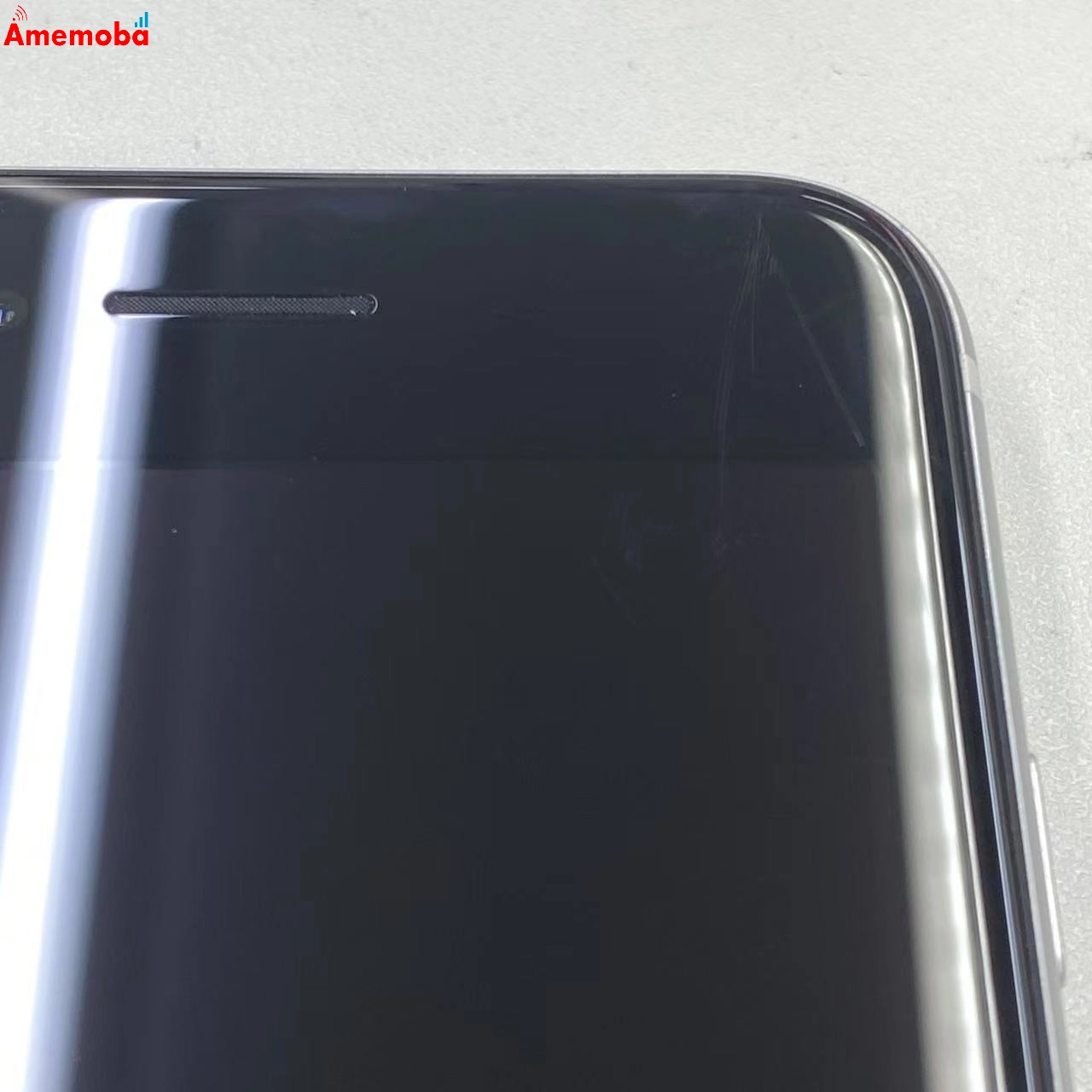 iPhoneSE 第2世代 256GB MXVU2J/A docomo版SIMフリー 美品 ホワイト