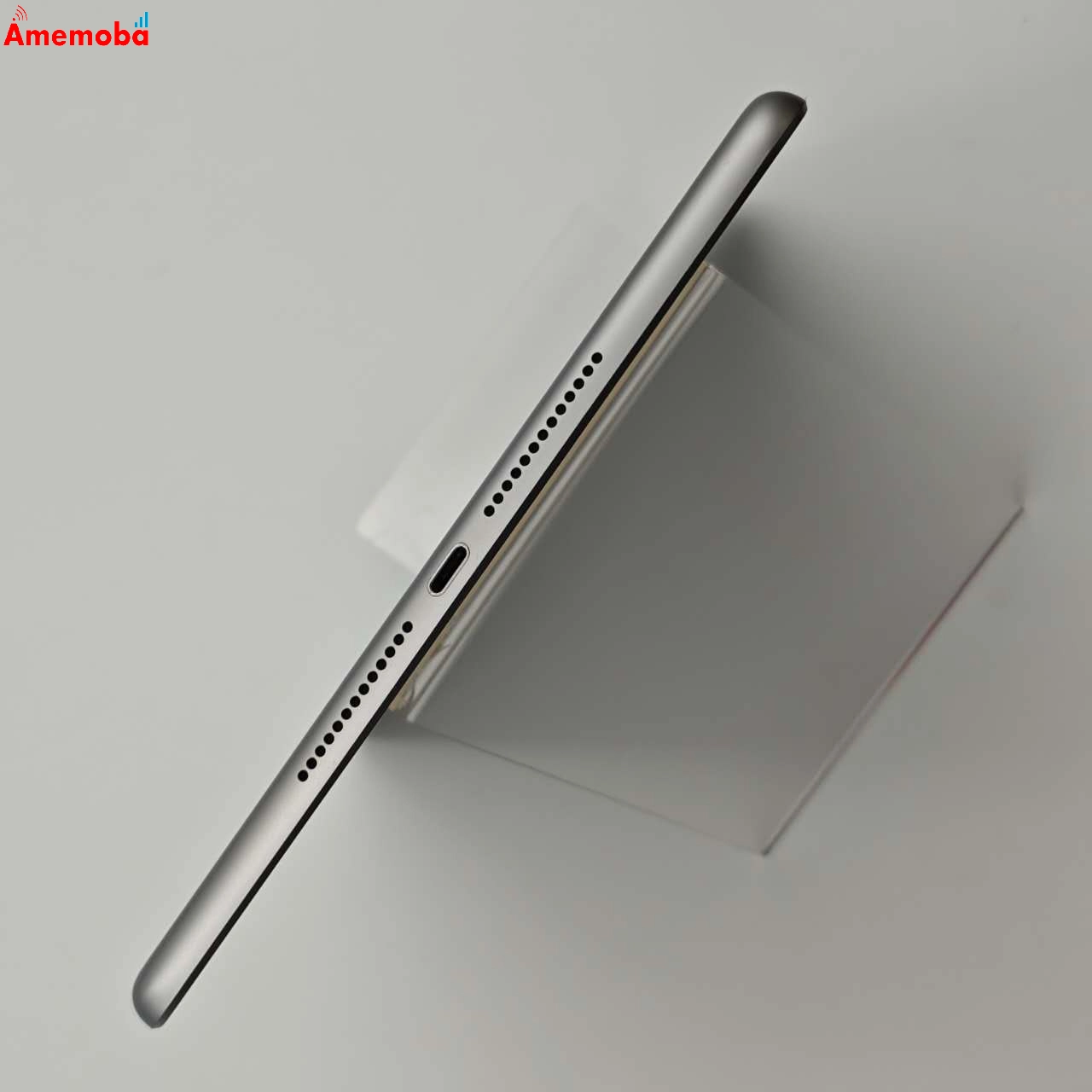 iPad 第6世代32GB MR6N2J/A AU版SIMフリー 美品