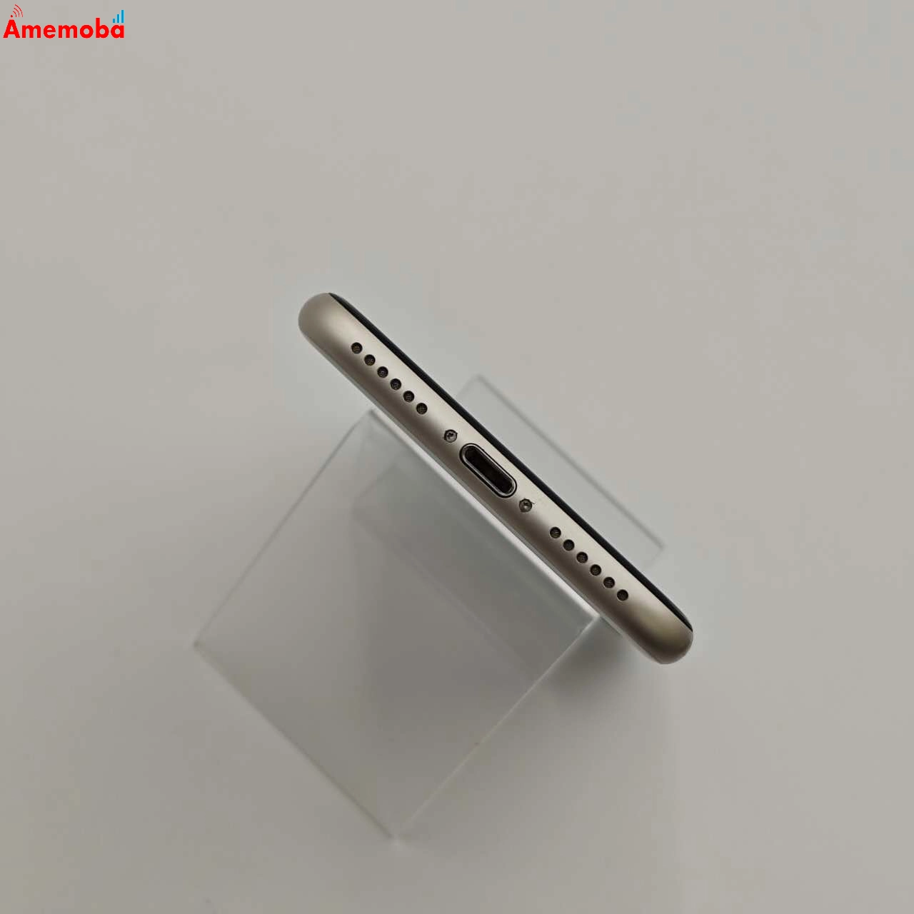 iPhoneSE 第3世代 128GB MMYG3J/A docomo版SIMフリー 訳あり品