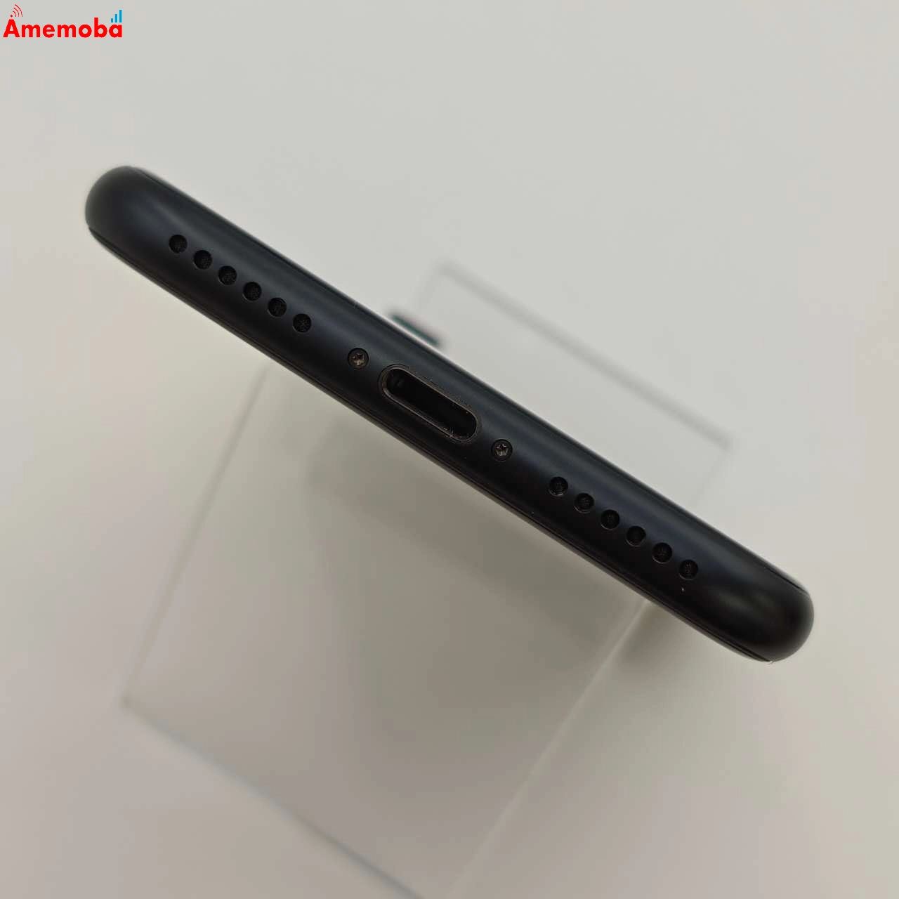 iPhoneSE 第3世代 64GB  MMYC3J/A docomo版SIMフリー 美品