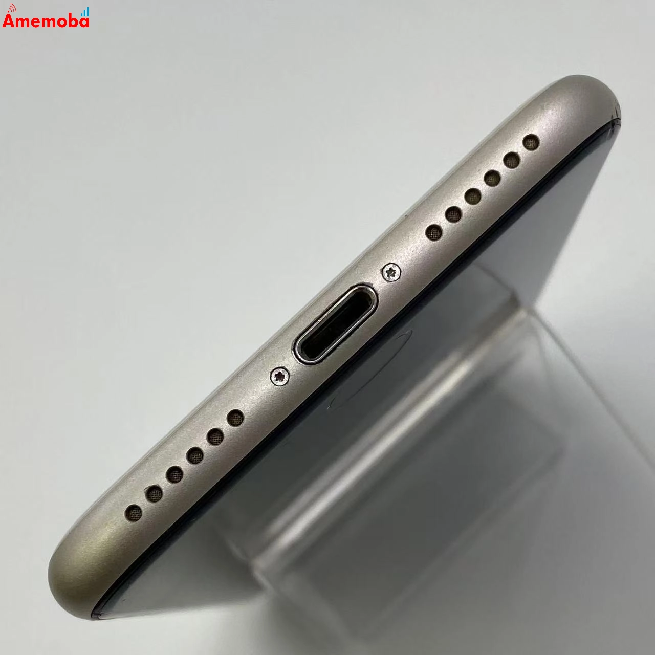 iPhoneSE 第3世代 128GB MMYG3J/A docomo版SIMフリー ジャンク品