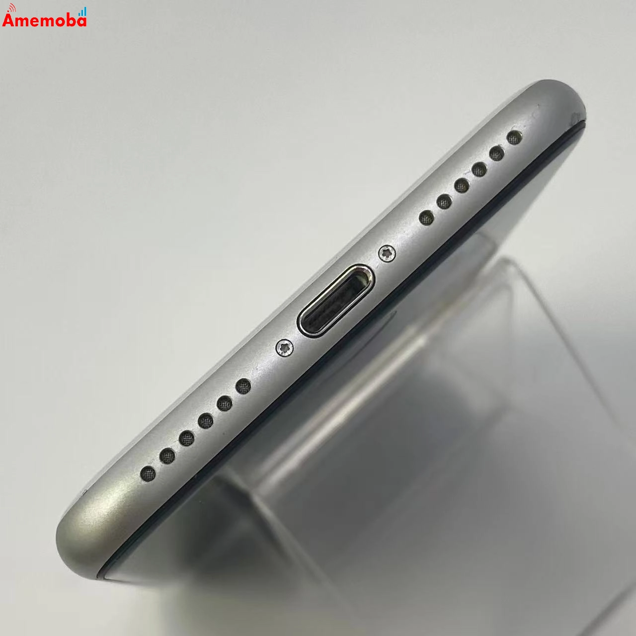 iPhoneSE 第2世代 256GB ホワイト MHGX3J/A docomo版SIMフリー