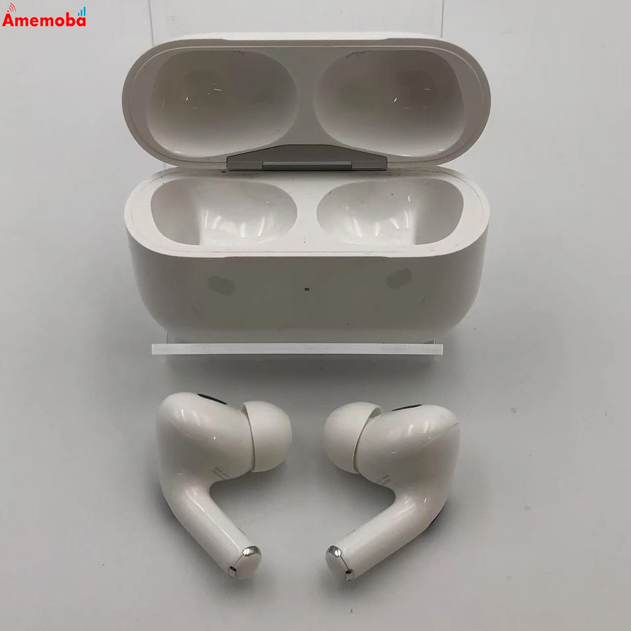AirPods Pro 第2世代 MagSafe充電ケース(USB-C)付き MTJV3J/A ホワイト