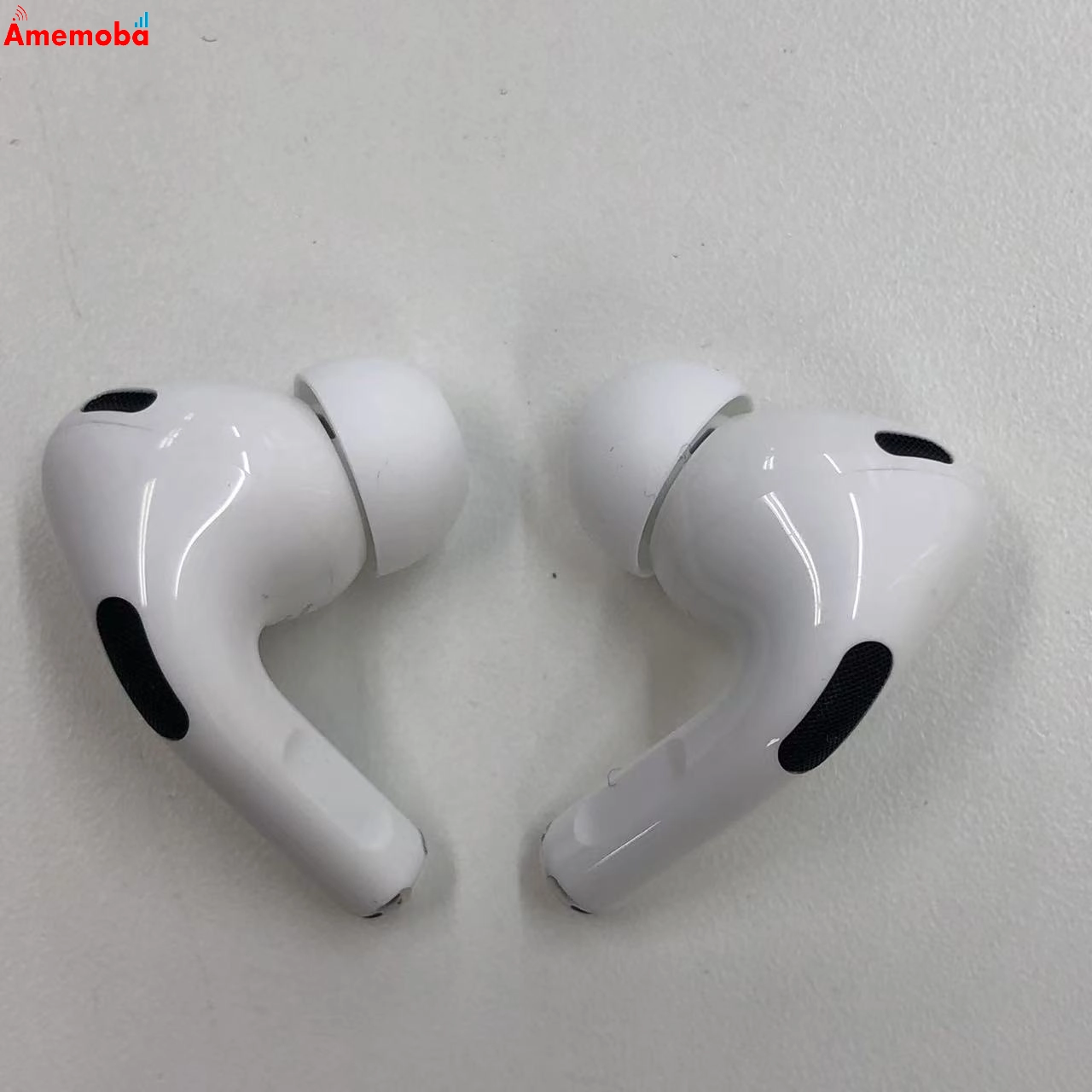 AirPods Pro 第2世代 MagSafe充電ケース(USB-C)付き MTJV3J/A 美品 ホワイト
