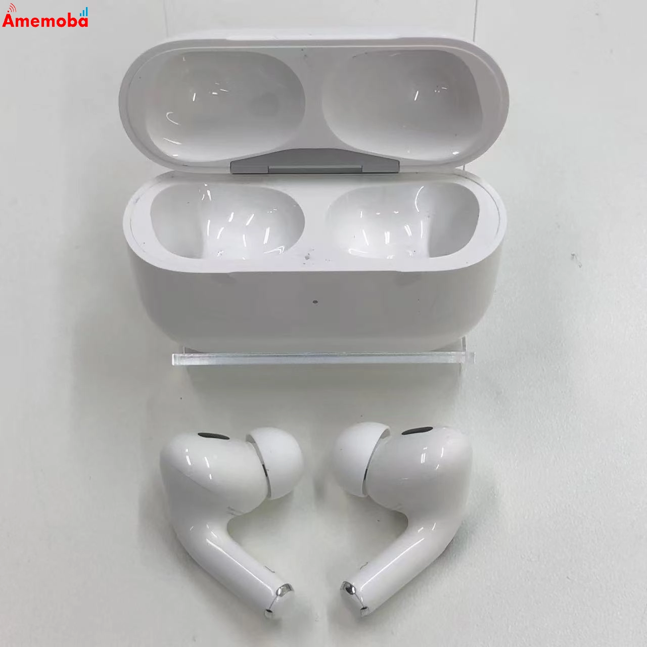 AirPods Pro 第2世代 MagSafe充電ケース（USB-C）付き MTJV3J/A ホワイト