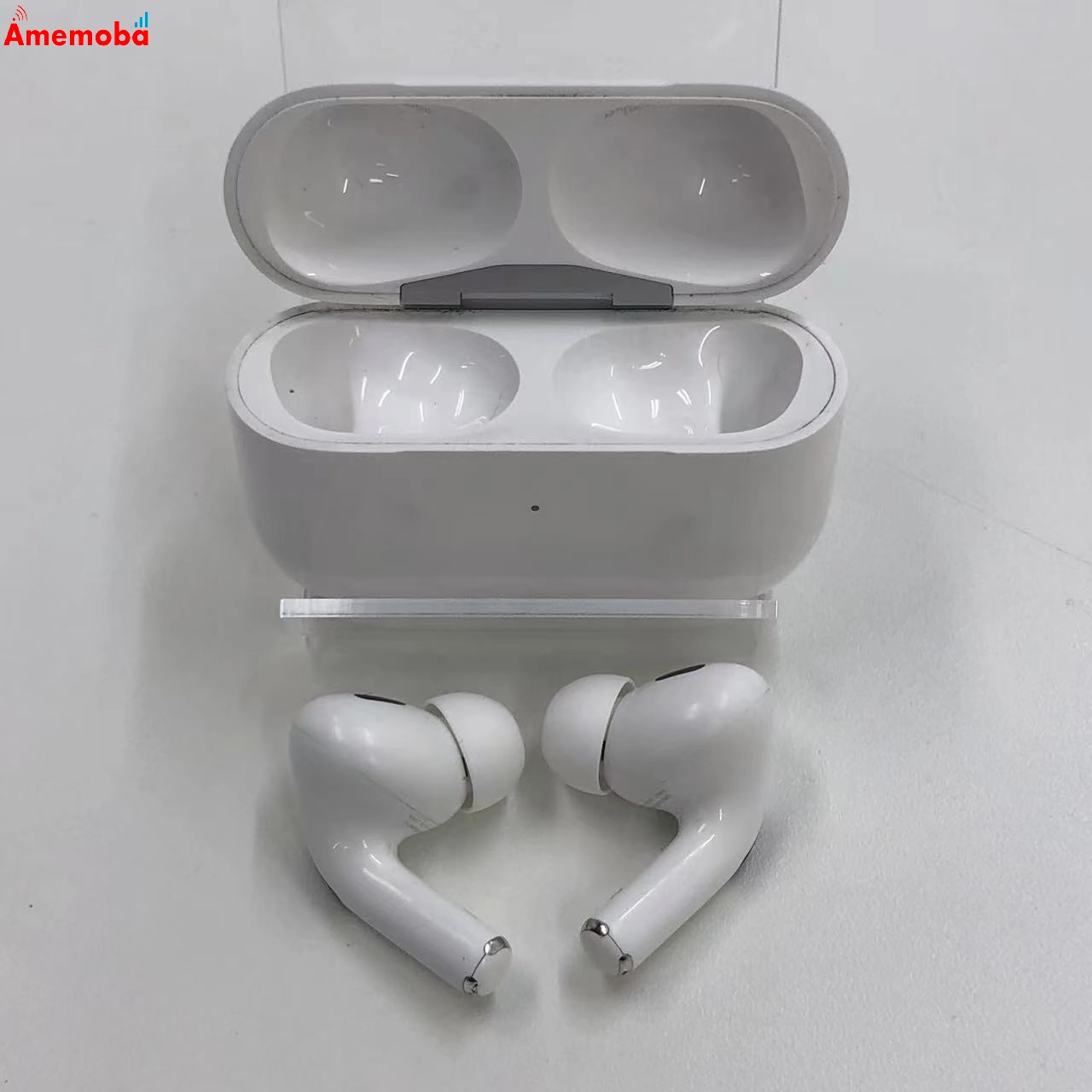 AirPods Pro 第2世代 MagSafe充電ケース(USB-C)付き MTJV3J/A ホワイト