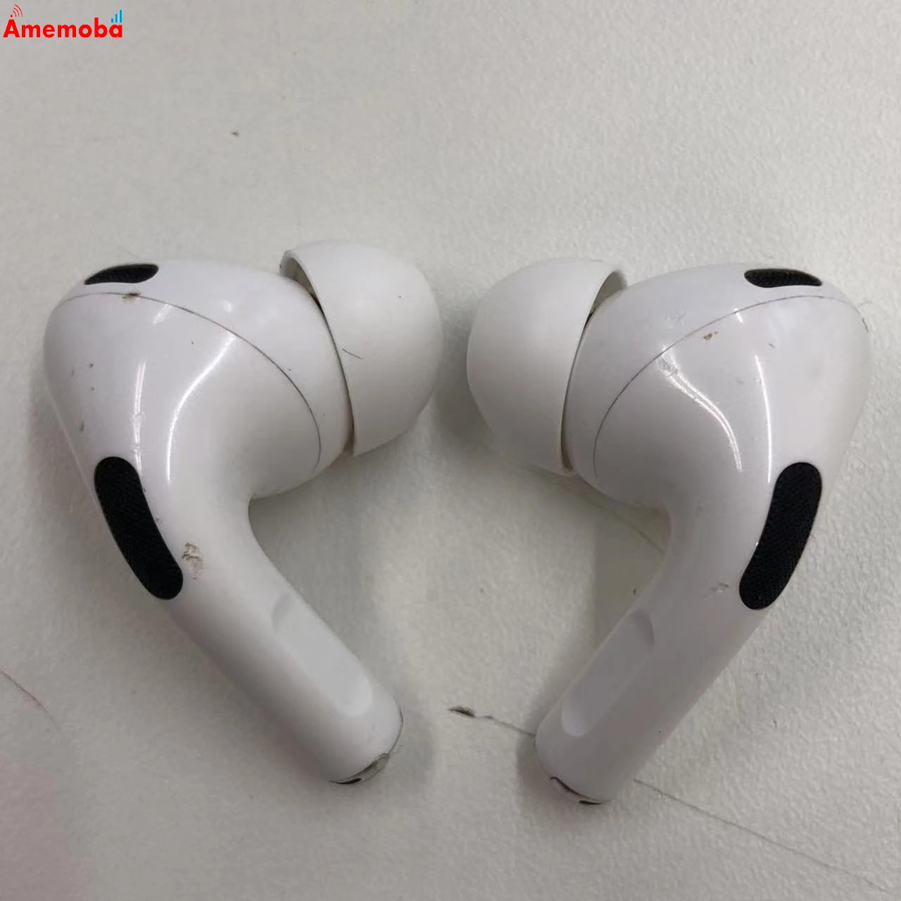Airpods Pro 第2世代 MQD83J/A ホワイト