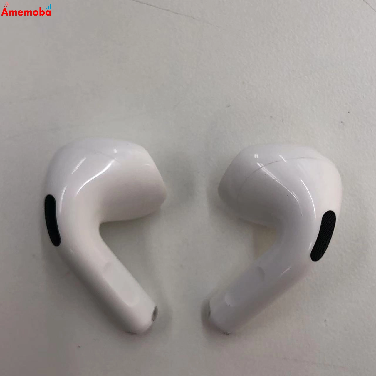 AirPods 第4世代 アクティブノイズキャンセリング搭載モデル MXP93J/A 美品