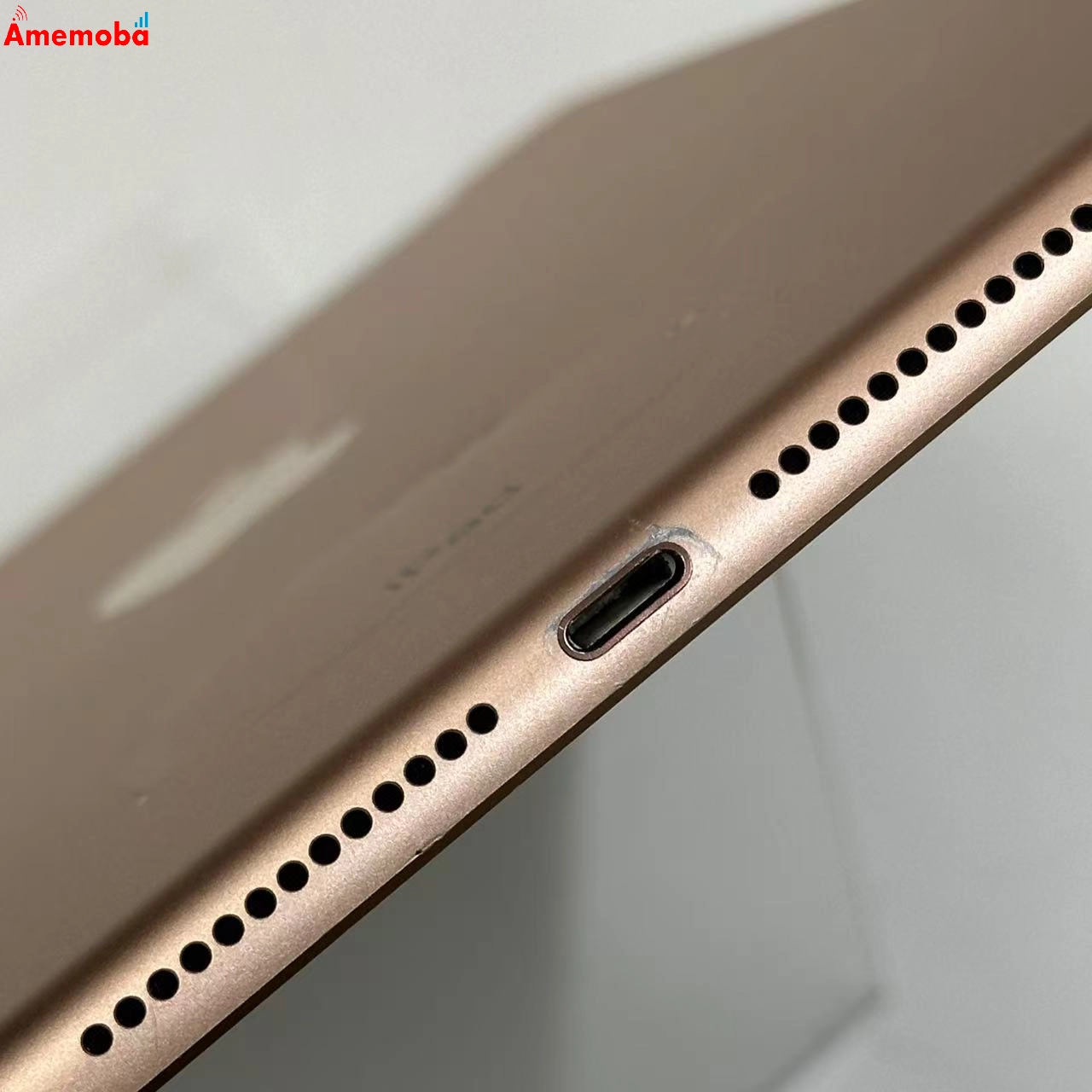 iPad 第6世代 32GB ゴールド MRM02J/A AU版SIMフリー