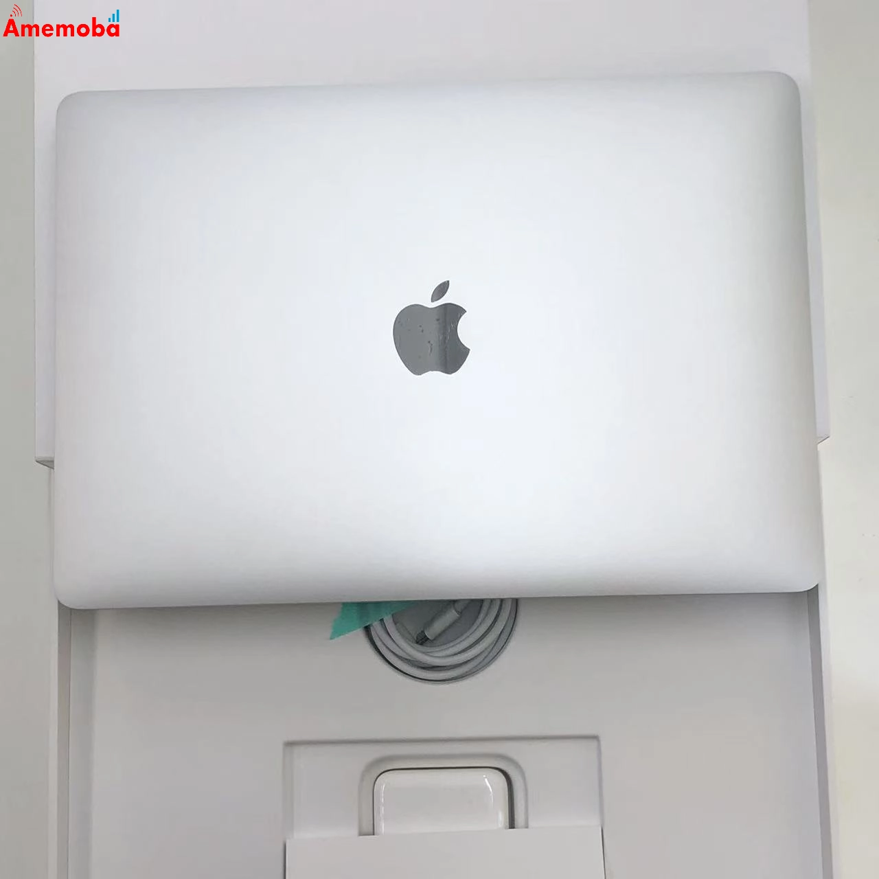 MacBook Air 13インチ Late2020 Apple M1 8GB 256GB シルバー MGN93J/A 新品同様 8GB/256GB