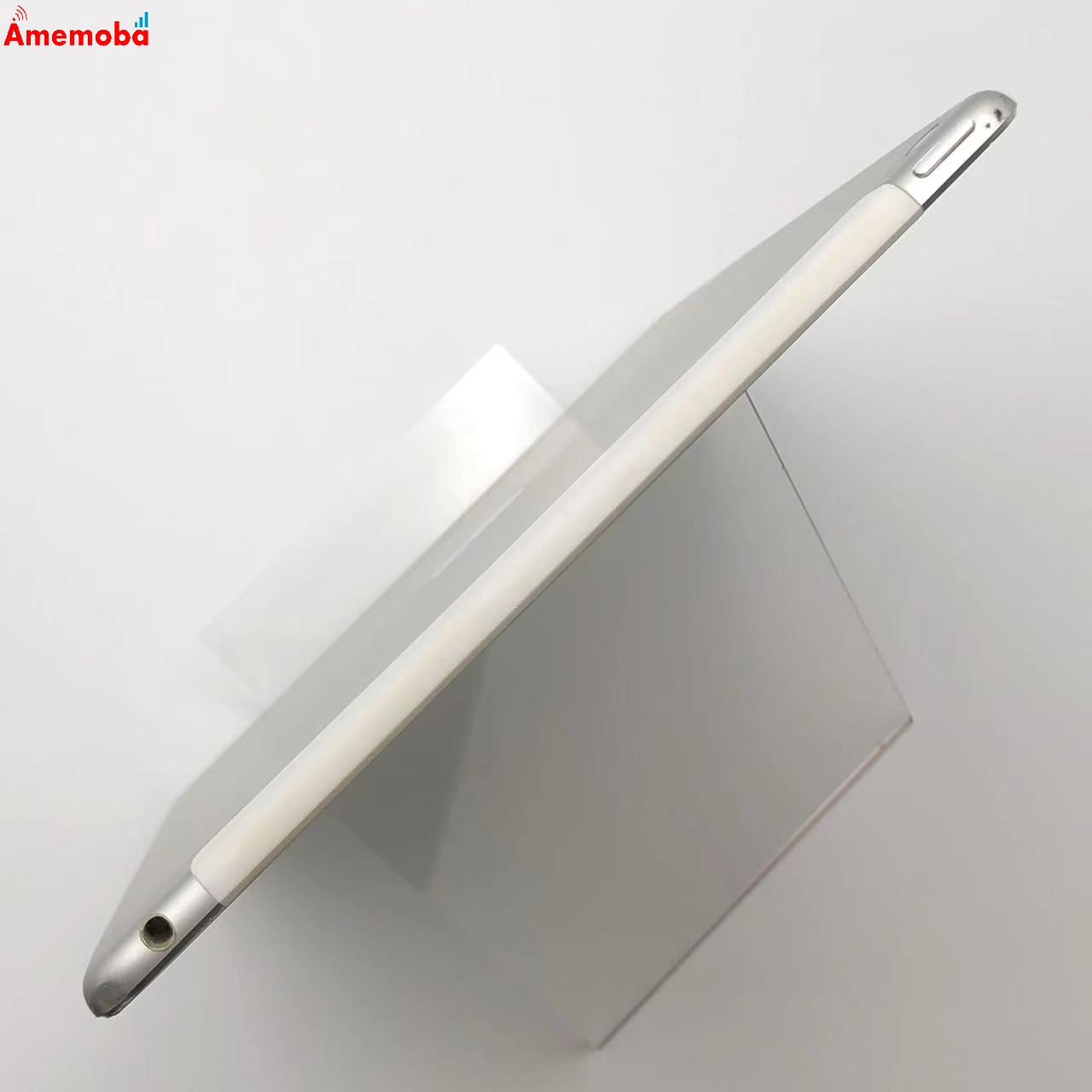 iPad Air 第2世代 16GB シルバー MGH72J/A docomo