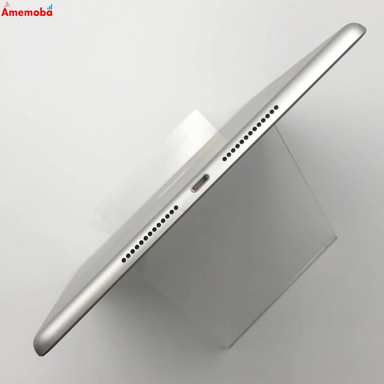 iPad 第8世代 128GB シルバー MYMM2J/A AU版SIMフリー 美品