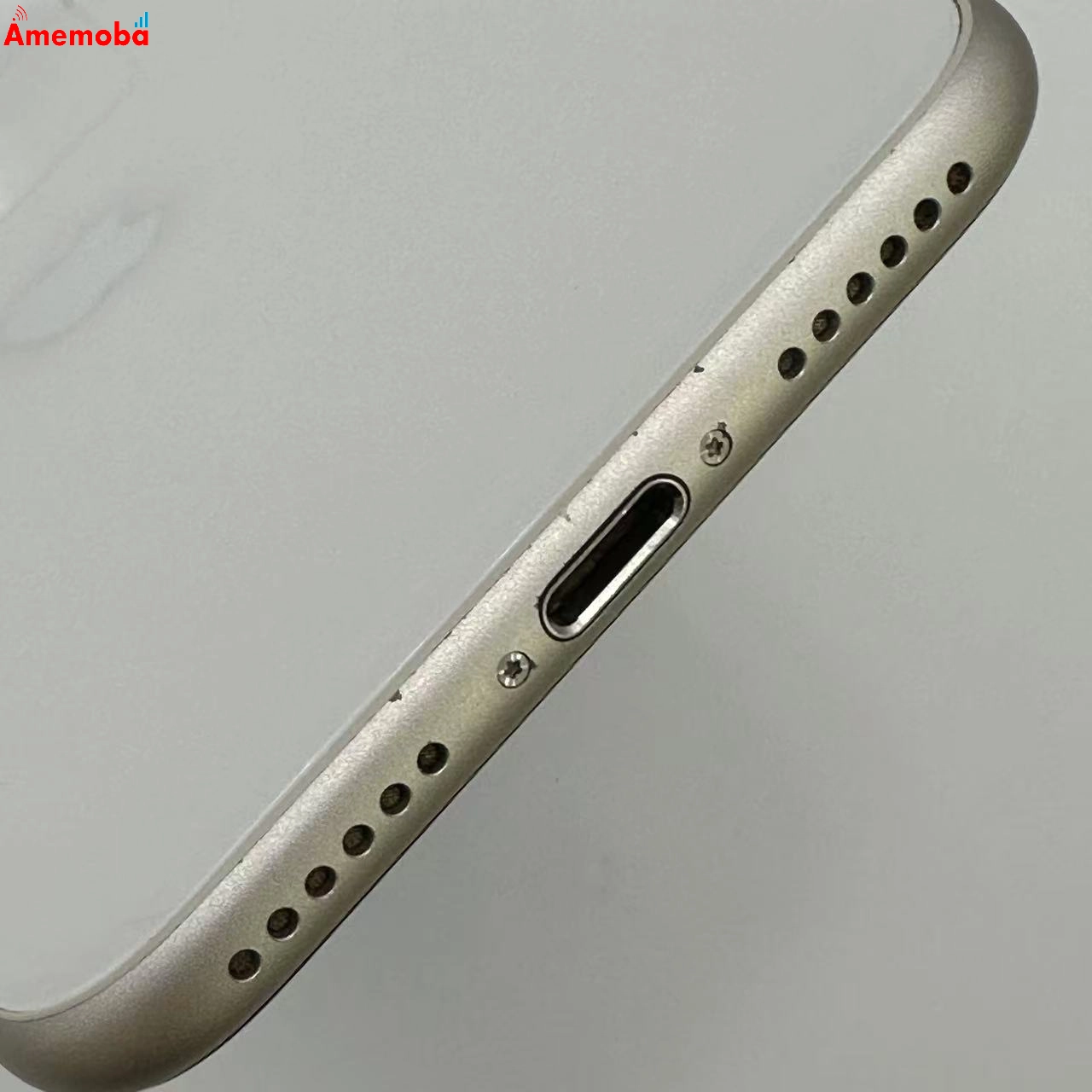 iPhoneSE 第3世代 64GB スターライト MMYD3J/A AU版SIMフリー 美品