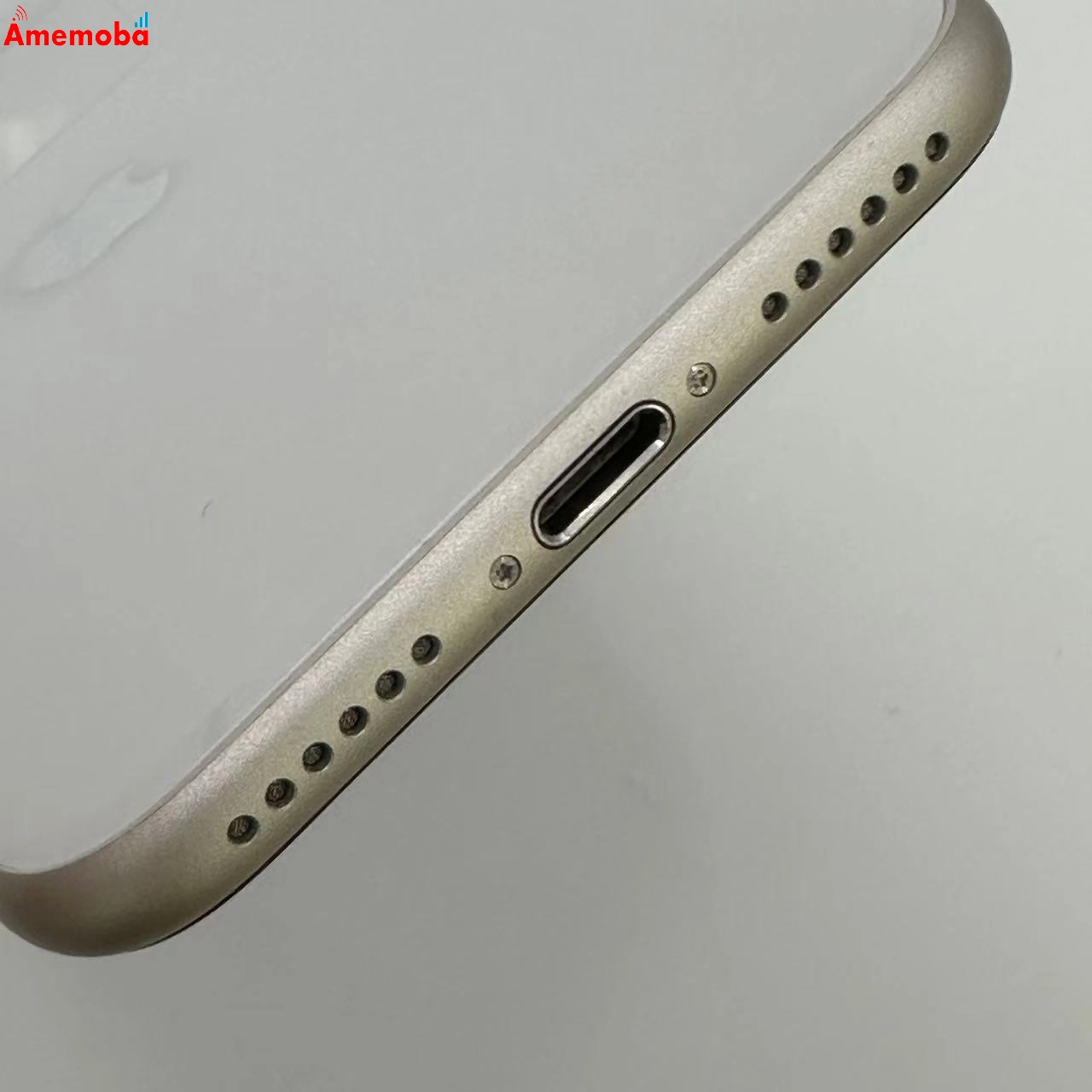 iPhoneSE 第3世代 128GB スターライト MMYG3J/A SoftBank版SIMフリー 美品