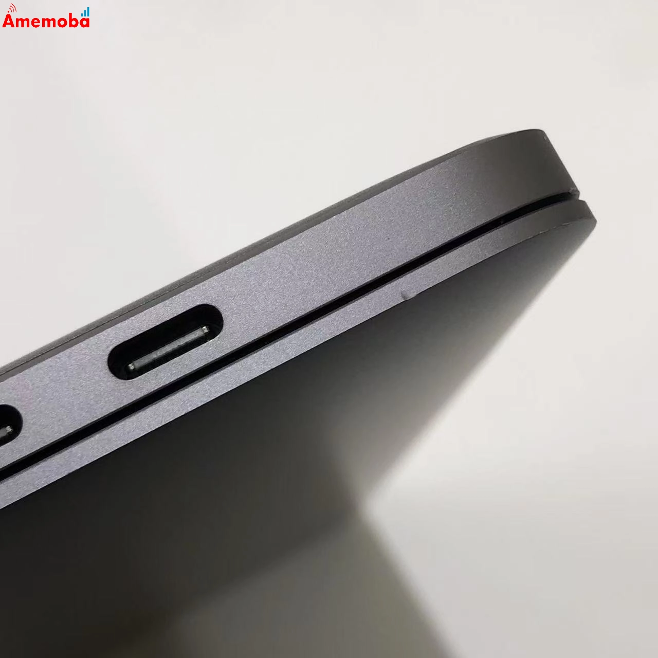 MacBook Pro 13インチ Mid2020 Corei5 1.4GHz 8GB 512GB シルバー MXK72J/A 美品 8GB/512GB