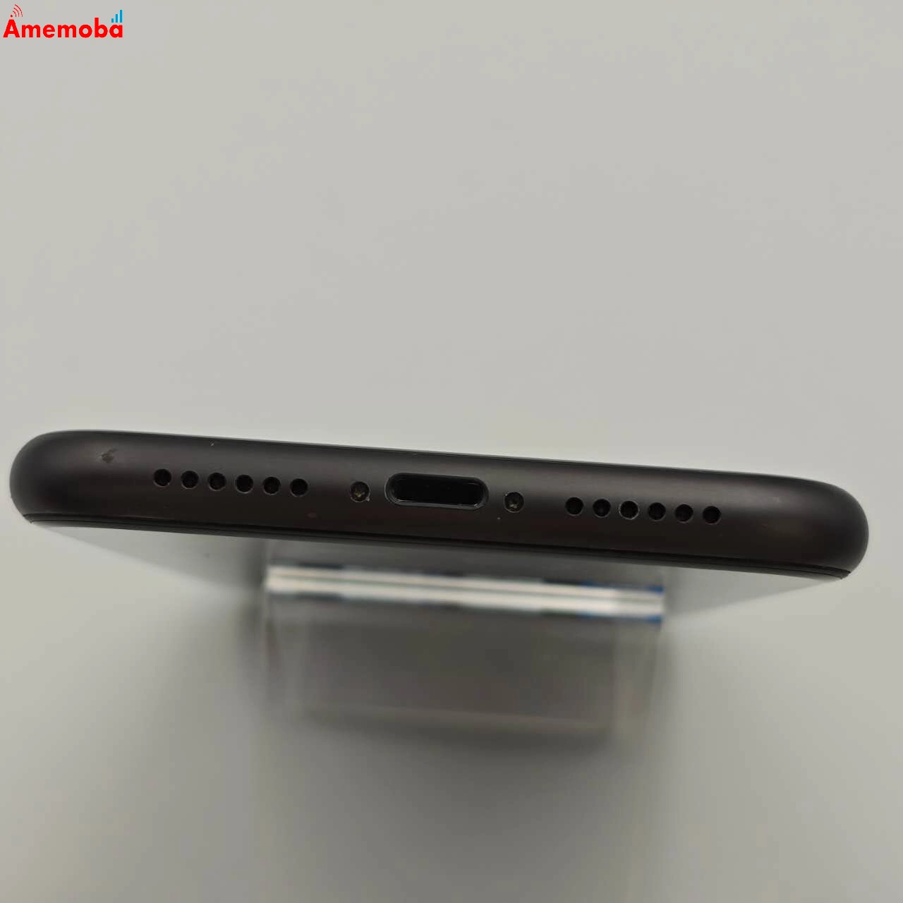 iPhone11 64GB ブラック MWLT2J/A docomo版SIMフリー 美品