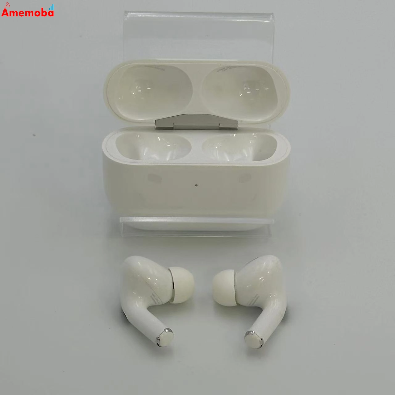 AirPods Pro 第2世代 MagSafe充電ケース USB-C ホワイト MTJV3J/A